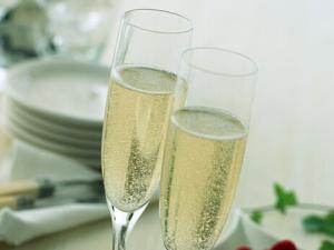 起泡酒怎么保存?起泡酒怎么喝?