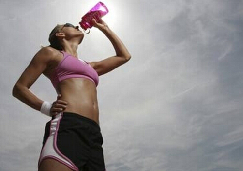常期飲用能量飲料容易增加心臟負擔