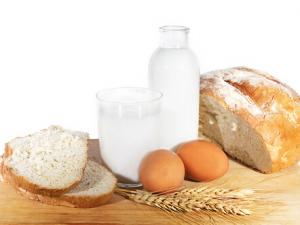 喝牛奶最好喝脫脂牛奶嗎?怎么健康喝牛奶