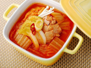 泡菜可以排毒？能防止便秘的食物有哪些？