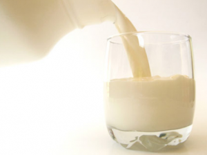 喝哪種牛奶好?低脂牛奶和脫脂牛奶的區(qū)別