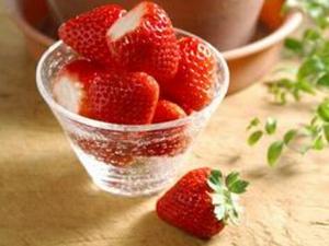 怎么正確洗草莓?如何洗掉蔬果上的保鮮劑?