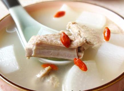 感冒了應該吃什么?洋蔥能抗寒,甜食易生痰