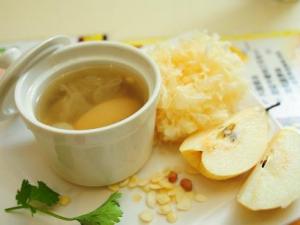 春季咳嗽吃什么好的快?十款食療對癥止咳化痰