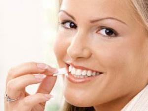 去除口臭吃什么好?吃對10種食物給你好口氣