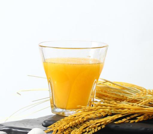 伏特加后勁大嗎?伏特加和白酒哪個烈?