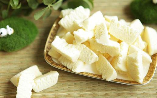 牛初乳是什么?牛初乳怎么吃?