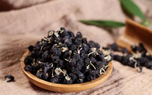 黑枸杞怎么保存不會濕潤 黑枸杞放久了為什么不變色了