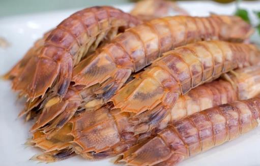 皮皮蝦是公的好吃好還是母的好吃?吃皮皮蝦有哪些好處?