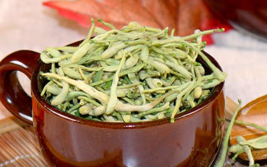 敷金銀花水可以祛痘嗎 金銀花可以敷臉嗎