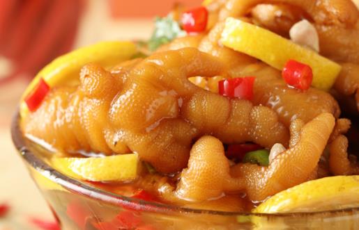 檸檬雞爪泡了一個星期還能吃嗎 檸檬雞爪陳醋還是香醋