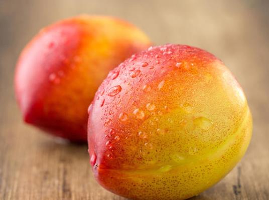 油桃可以放冰箱嗎?油桃連皮吃好不好?