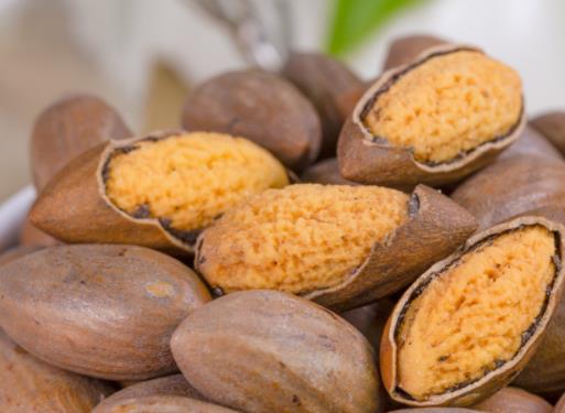 香榧不能和什么一起吃?香榧有哪些功效?