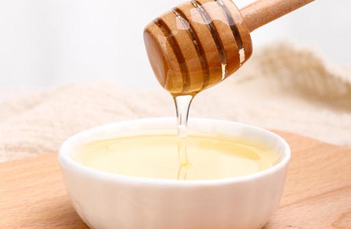 ?蜂蜜一天喝幾次最好哪個時間喝 蜂蜜要放冰箱還是常溫