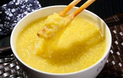 小米泡一晚上再煮有毒嗎 吃小米要注意什么