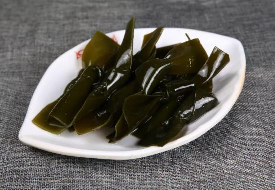 海帶厚的和薄的營養一樣嗎?海帶特別綠正常嗎?
