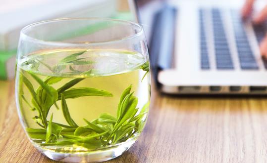 黃山毛峰的外形是怎么樣的 沖泡黃山毛峰需要注意什么