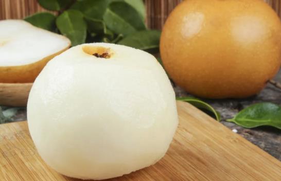 秋月梨吃了會胖嗎 秋月梨有點軟能吃嗎