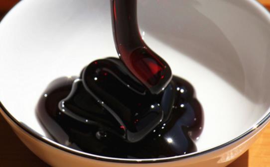 秋梨膏是用溫水沖還是熱水 沖秋梨膏是涼性還是熱性的