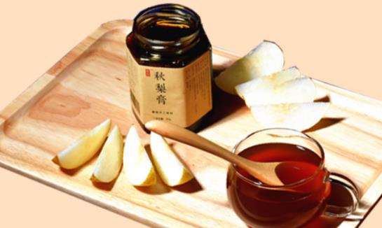 秋梨膏是用溫水沖還是熱水 沖秋梨膏是涼性還是熱性的