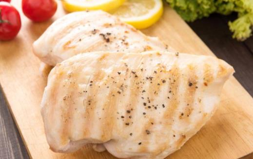 吃雞胸肉會長肌肉嗎 吃雞胸肉對腎臟有影響嗎