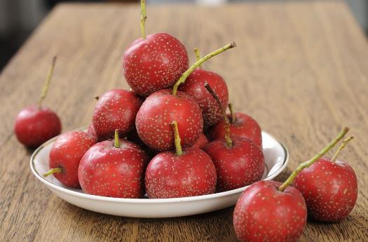 鮮山楂一次吃幾粒好 新鮮山楂怎么吃最好