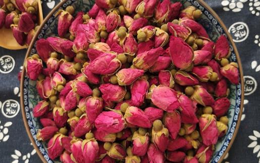 玫瑰花茶可以加蜂蜜嗎 玫瑰花茶和什么搭配比較好