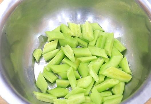 黃瓜片怎么曬才干得快?怎樣曬黃瓜干又綠又鮮