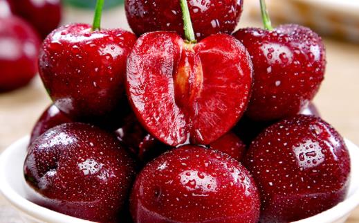 吃了車(chē)?yán)遄釉俸扰D虝?huì)不會(huì)中毒 車(chē)?yán)遄映灾耙名}水泡嗎