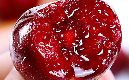 吃了車(chē)?yán)遄釉俸扰D虝?huì)不會(huì)中毒 車(chē)?yán)遄映灾耙名}水泡嗎