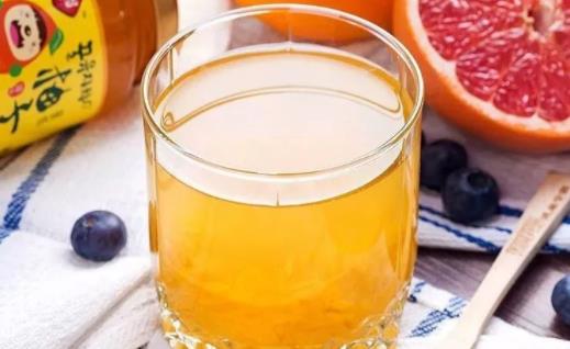 ?蜂蜜柚子茶養胃還是傷胃 怎么做蜂蜜柚子茶不苦