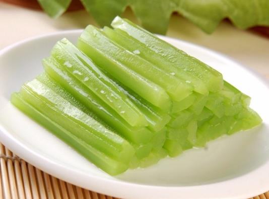 萵筍上面的花可不可以吃?萵筍大的好還是小的好