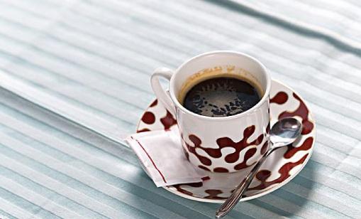 晚上運動前可以喝黑咖啡嗎 運動前喝黑咖啡有助于燃脂嗎