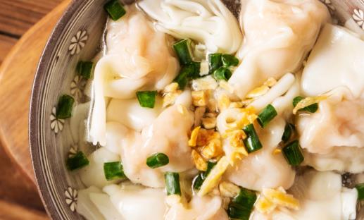 餃子怎樣放冰箱里不會粘在一起 餃子怎么冷凍不開裂