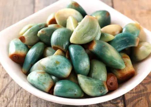 ?腌制臘八蒜用什么容器?臘八蒜是甜的還是咸的