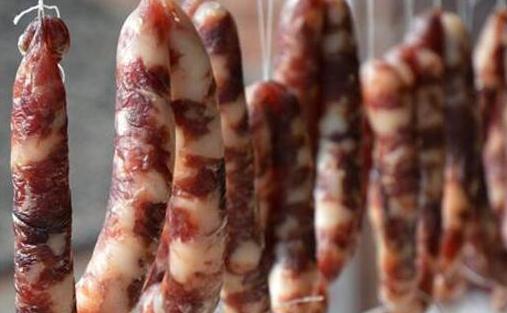 灌的香腸為什么會散圖片 香腸怎么做不容易散