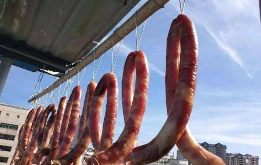 香腸能用風扇吹嗎 香腸有點酸怎么去除