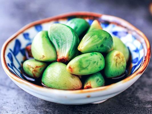 ?臘八蒜和普通蒜哪個(gè)辣?臘八蒜可以在南方做嗎