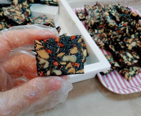 固本堂阿膠糕保質(zhì)期是多久?天天吃固本堂阿膠糕好嗎