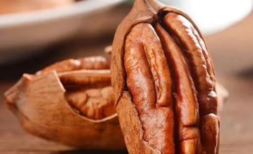 碧根果果仁發黑了還能吃嗎 怎么判斷碧根果壞了沒