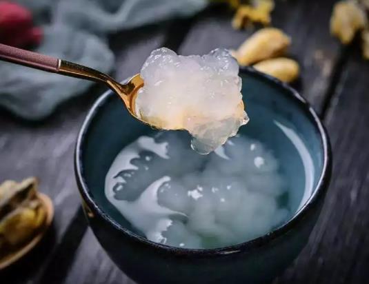 卵巢早衰患者吃雪蛤多久可以吃一次?絕經(jīng)了吃雪蛤有效果嗎