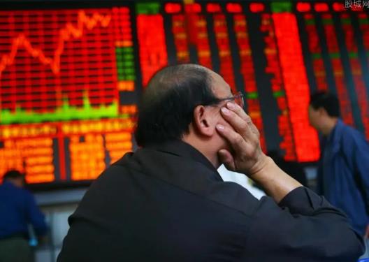 低價股票值得長持有嗎?etf基金是科技股嗎