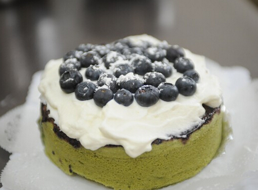 酸奶蛋糕的做法-酸奶蛋糕的營養(yǎng)價值