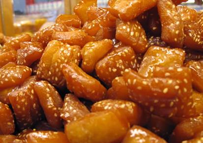 如何做北京小吃蜜三刀?老北京小吃蜜三刀的做法