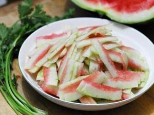 西瓜皮的營養價值-西瓜皮的功效與作用