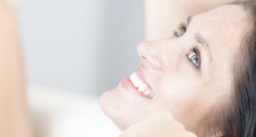 喝水越多皮膚就越水潤嗎 皮膚保濕的誤區(qū)有哪些