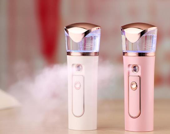 補水儀第一次充電要充幾小時?用補水儀要注意什么?