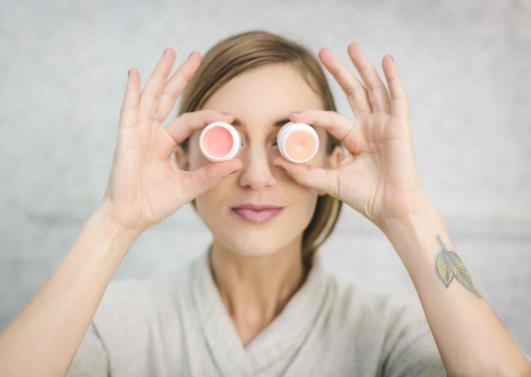 生理鹽水能天天敷臉嗎?生理鹽水敷臉的注意事項