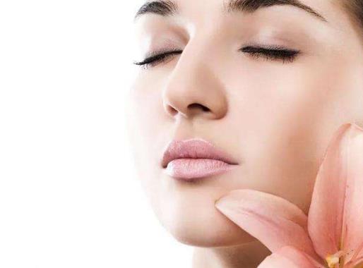 玻色因和玻尿酸哪個(gè)效果好?歐萊雅哪個(gè)系列玻色因含量高