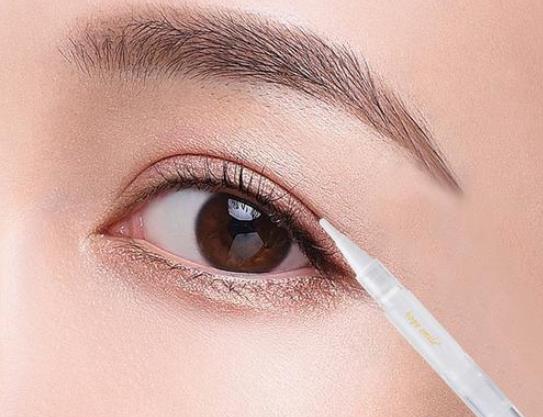 貼雙眼皮松弛怎么恢復?全切雙眼皮術后怎么護理?